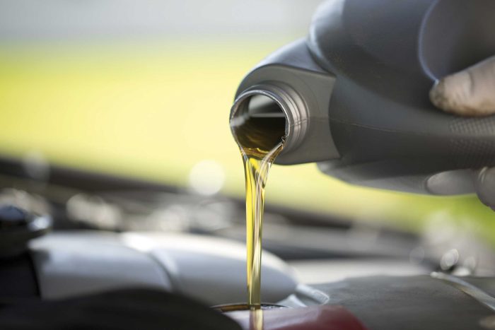 Passenger car engine oils